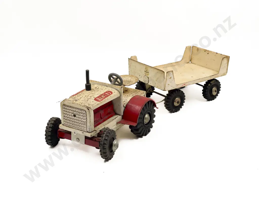 Boomaroo Toys NZ Tin Plate Tractor and Trailer Image 1++