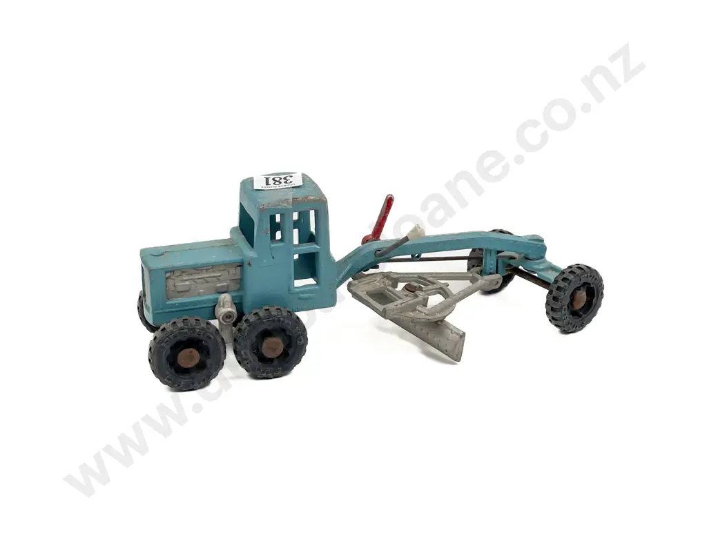 Turquoise Fun Ho Grader Image 1++
