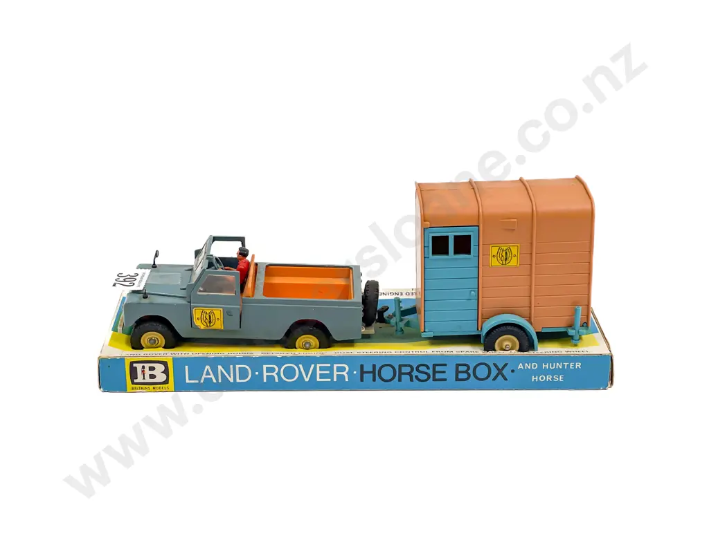 Britains 9575 Land Rover and Horse Box Image 1++