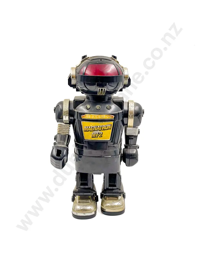 Battery Operated Magnatron MT-2 Robot Image 1++
