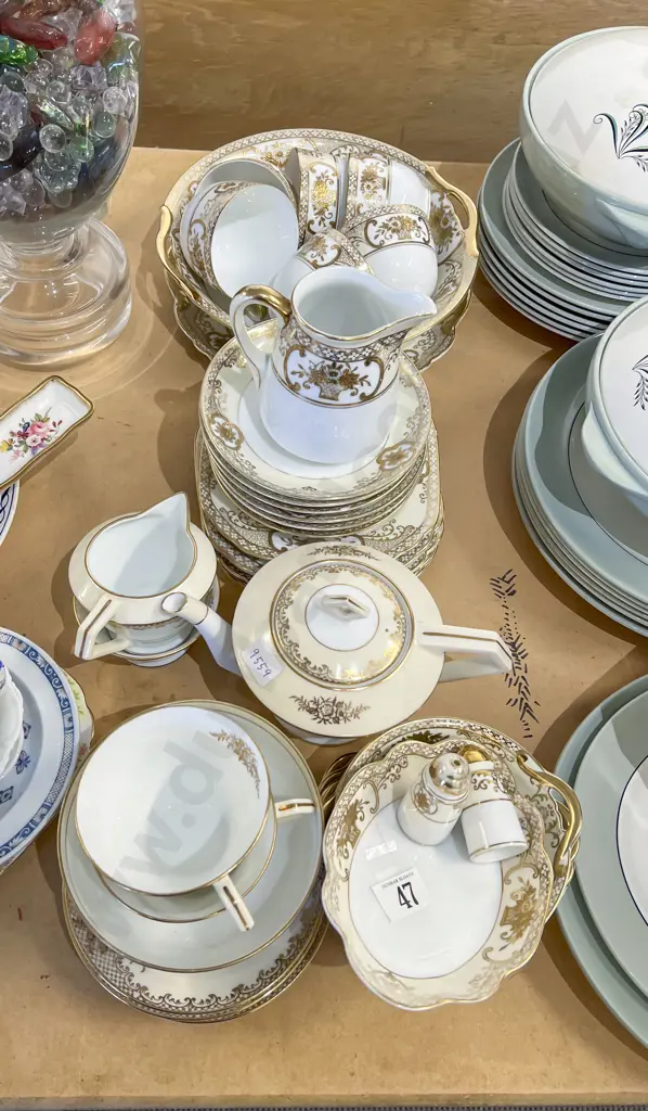 Gilt Decorated Fancy Fine China Part Tea Set Image 1++