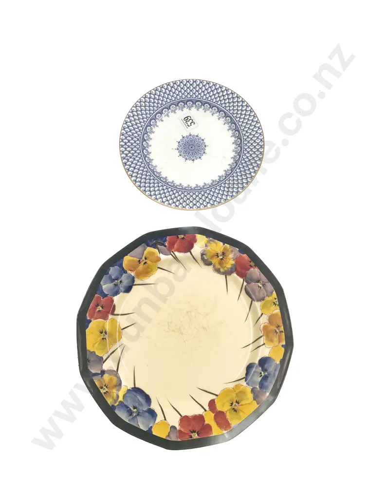 RD Pansy Plate with Wedgwood Plate Image 1++