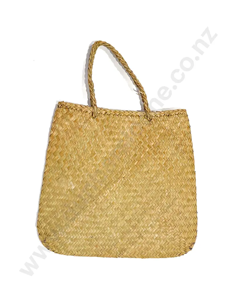 Woven Kete Image 1++