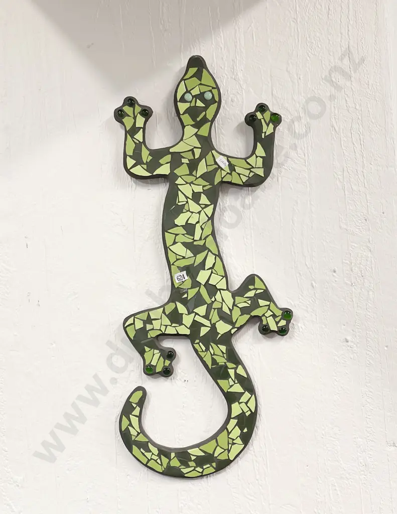 Mortons Mosiac Lizard Form Wall Hanging Image 1++