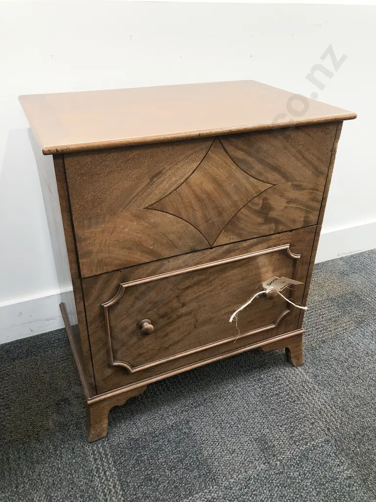 Antique Mahogany Commode Image 1++