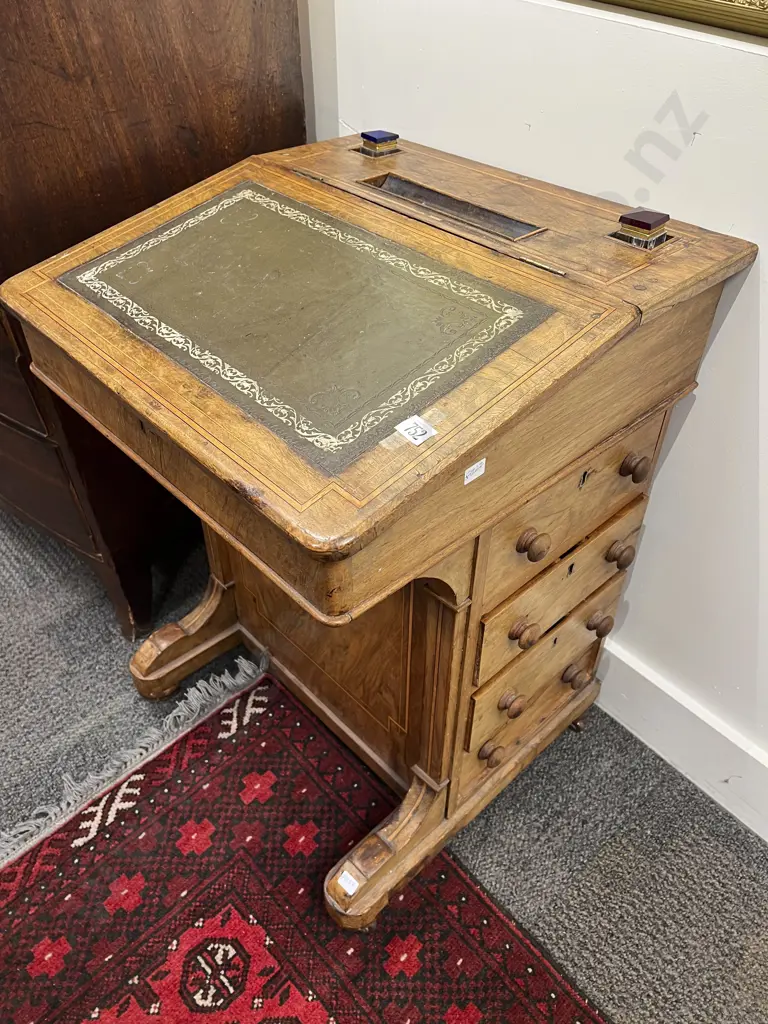 Victorian Walnut & Inlaid Davenport Image 1++