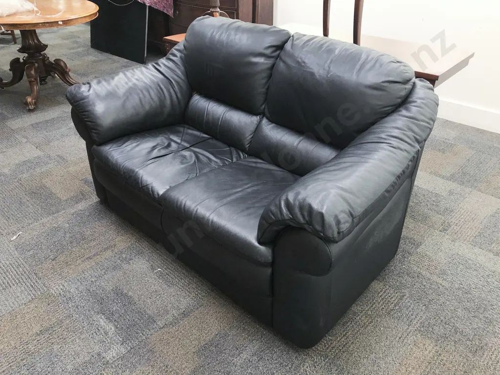 Natuzzi Two Seater Leather Sofa Image 1++