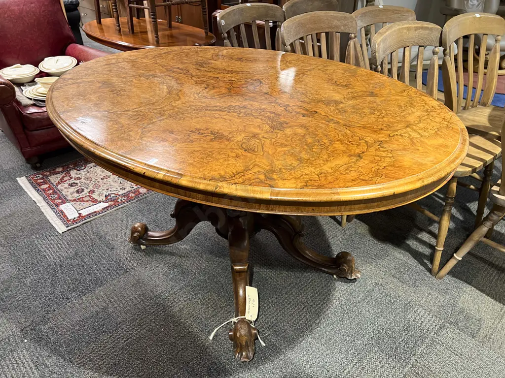 A Good Quality Victorian Burr Walnut Loo Table Image 1++
