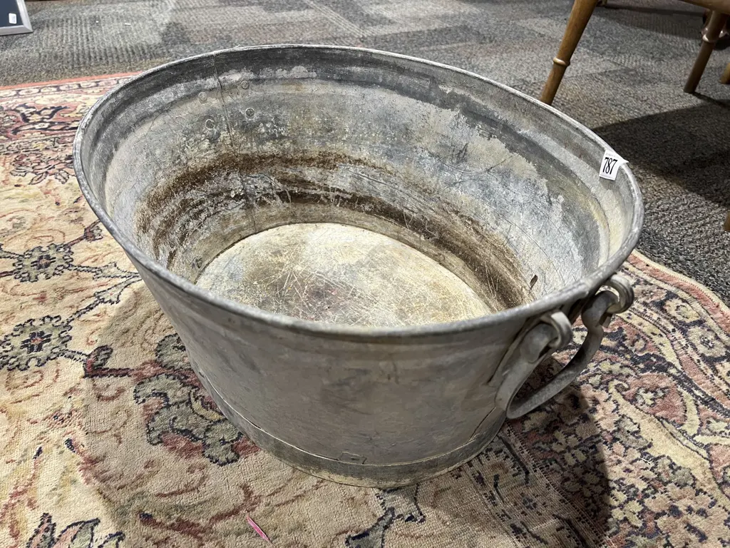 Vintage Aluminium Laundry Tub Image 1++