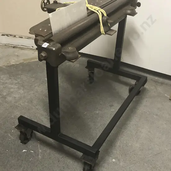 Vintage Sheetmetal Folder