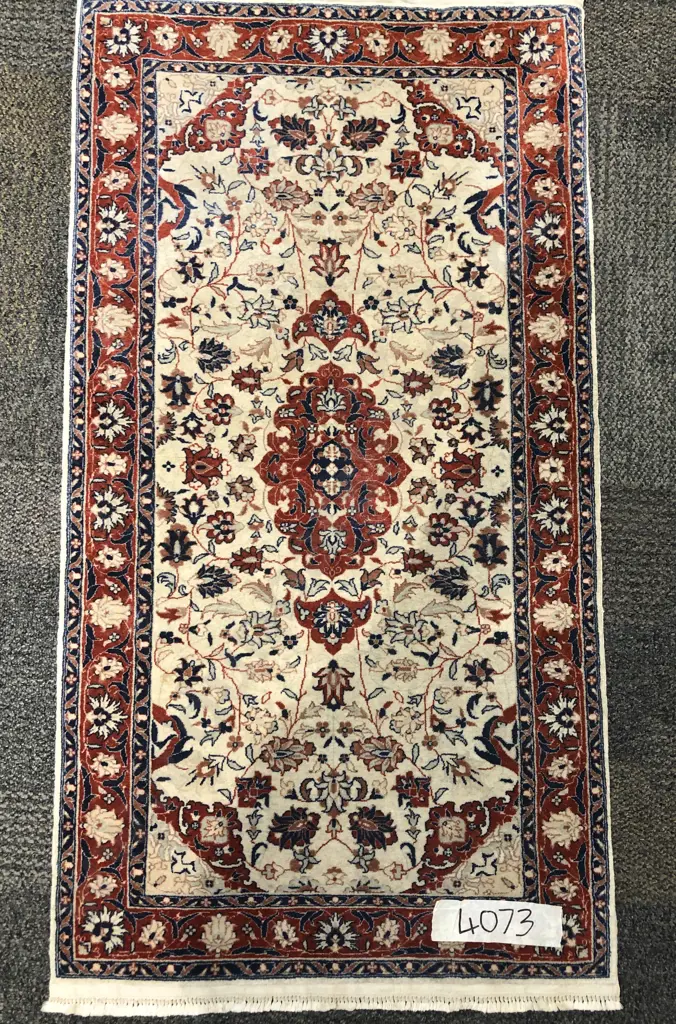 Small Persian Floor Rug Image 1++