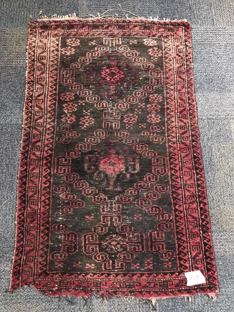 Persian Floor Rug Image 1++