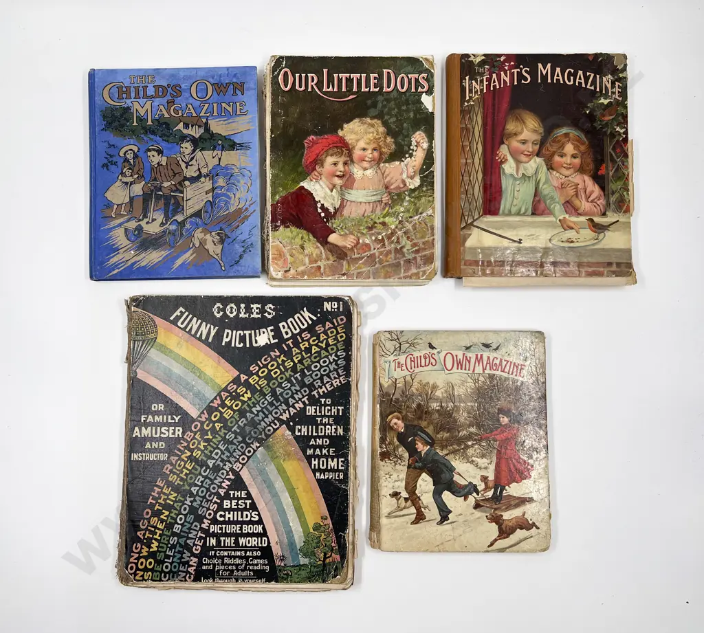 Five Assorted Vintage Children's Books Image 1++