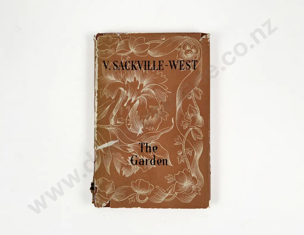 The Garden By Vita Sackville-West Image 1++