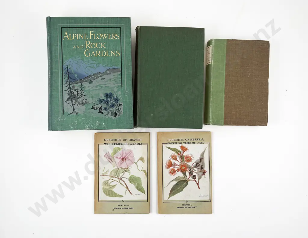 Five Vintage Gardening Books Image 1++