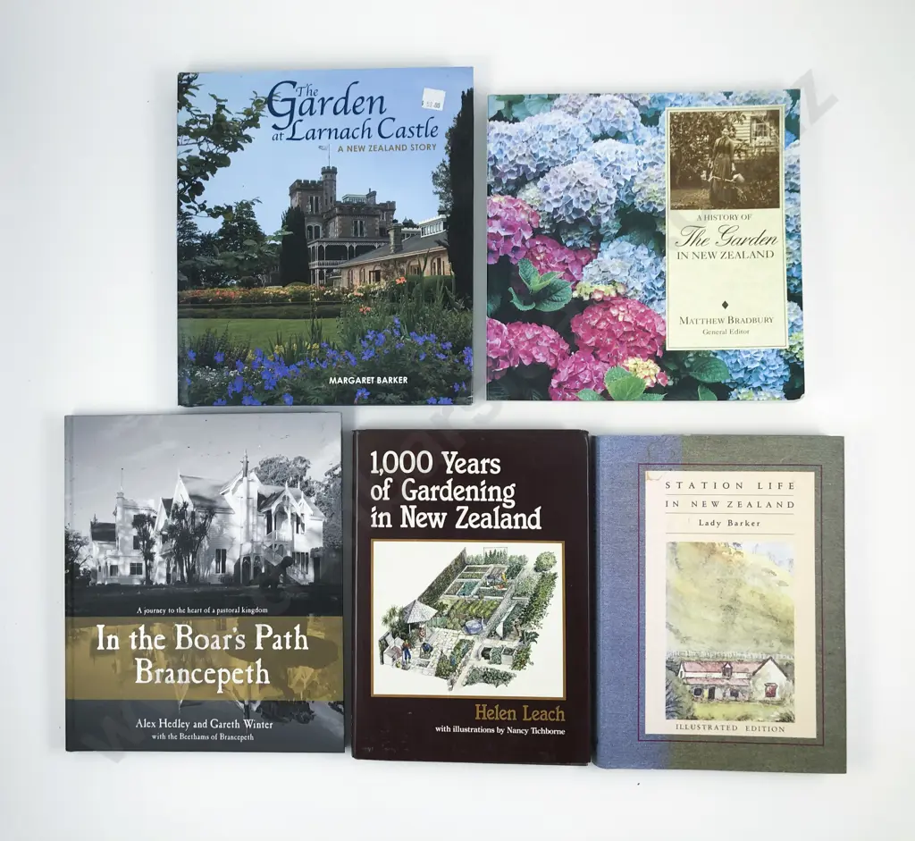 Five New Zealand Reference Volumes Image 1++