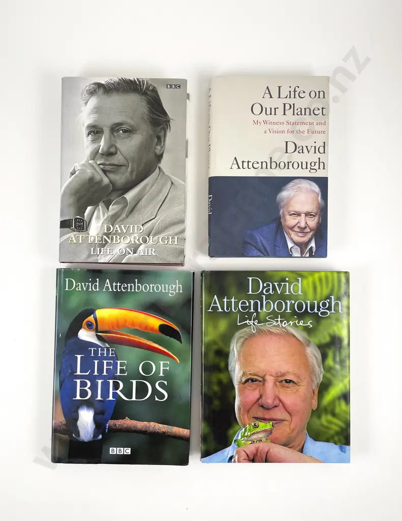 Four Books by David Attenborough Image 1++