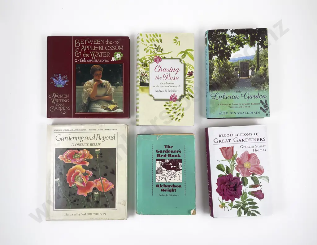 Recollections of Great Gardeners by Graham Stuart Thomas & Five Others Image 1++