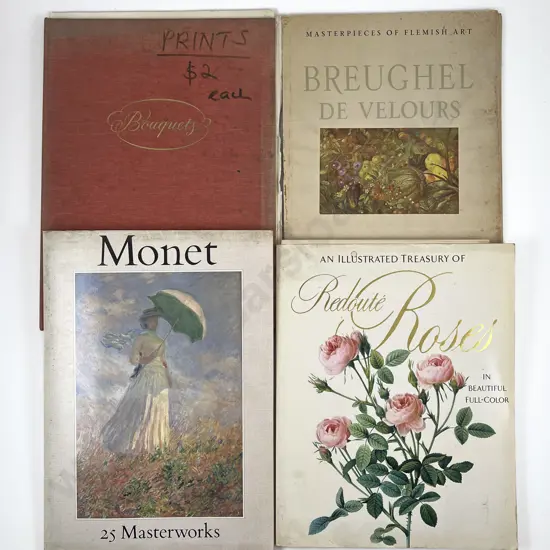 An Illustrated Treasury of Redoute Roses