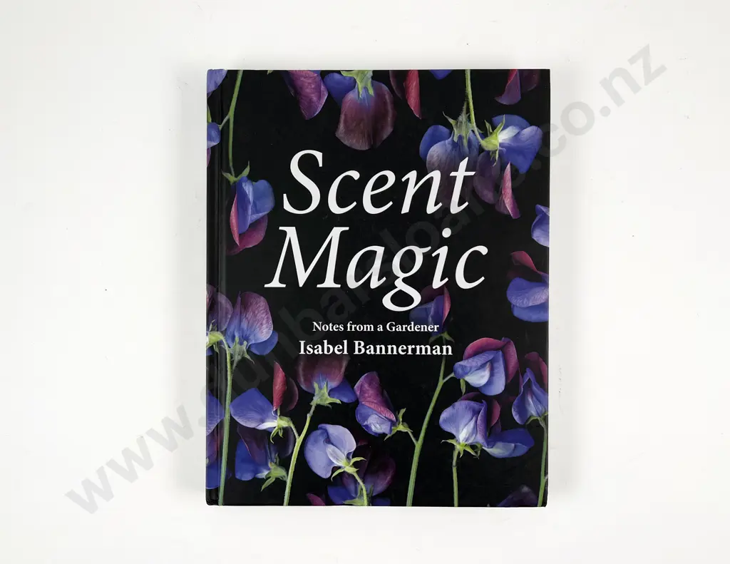 Scent Magic by Isabel Bannerman Image 1++