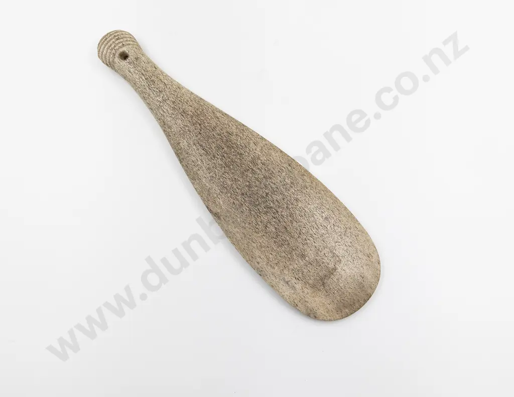 A Good Early 19th Century Patu Paraoa (Whalebone Hand Club) Image 1++