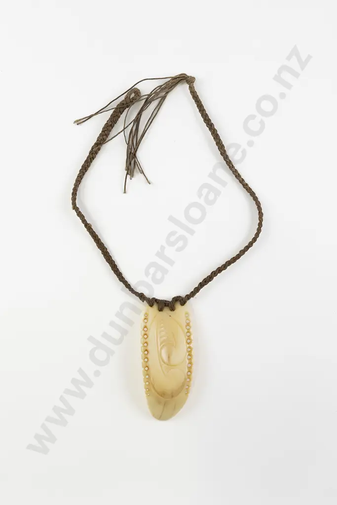A Contemporary Carved Whale Tooth Rei Puta Image 1++