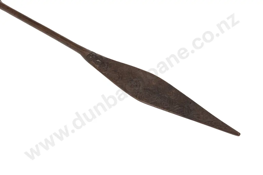 An Early 20th Century Hoe (Maori Paddle) Image 1++