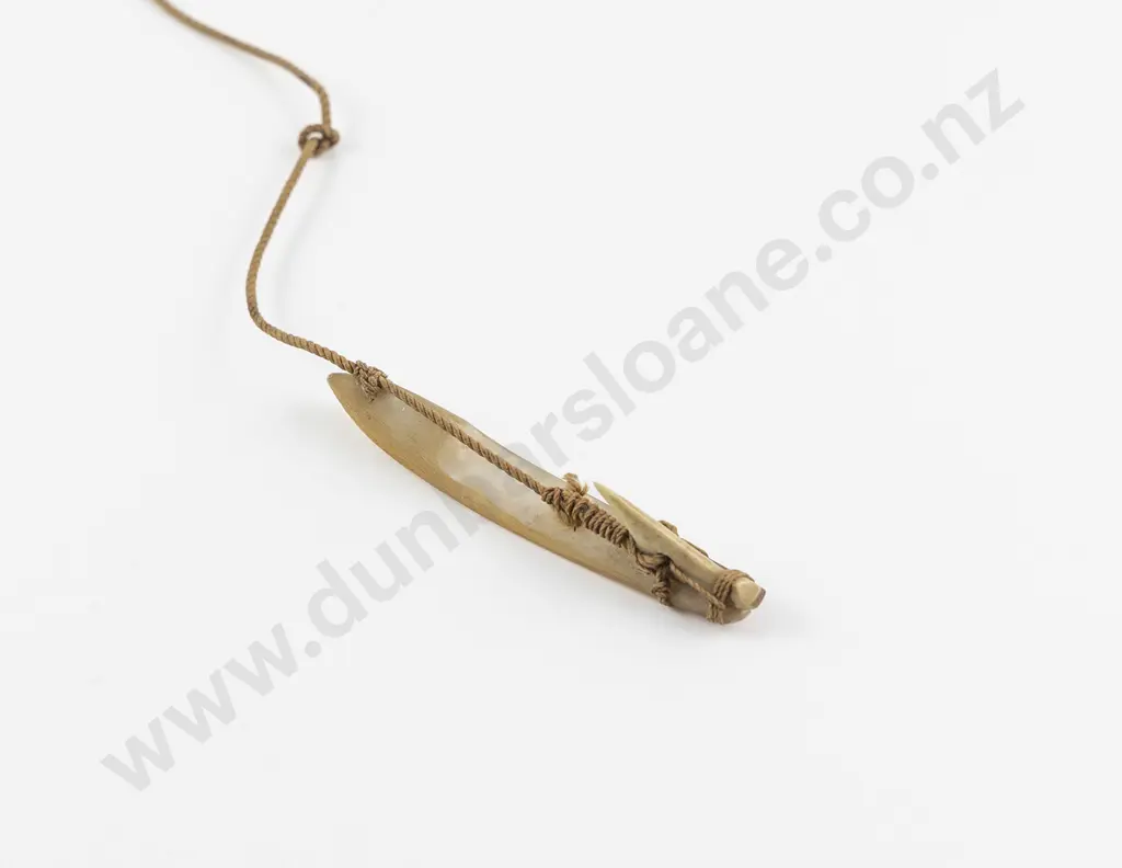 A 19th Century Tahitian Trolling Lure Image 1++