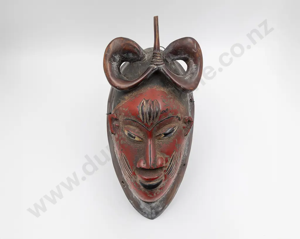 A Gu Mask From The Guro People Image 1++