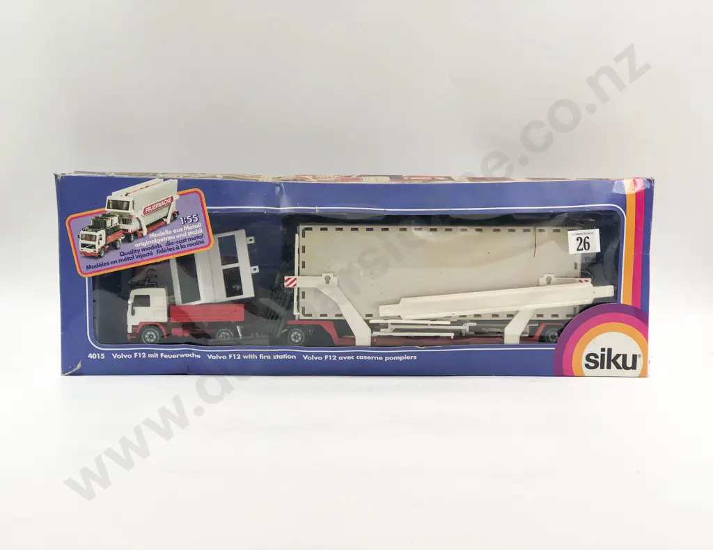 Siku Boxed 4015 Volvo F12 with Fire Station Image 1++