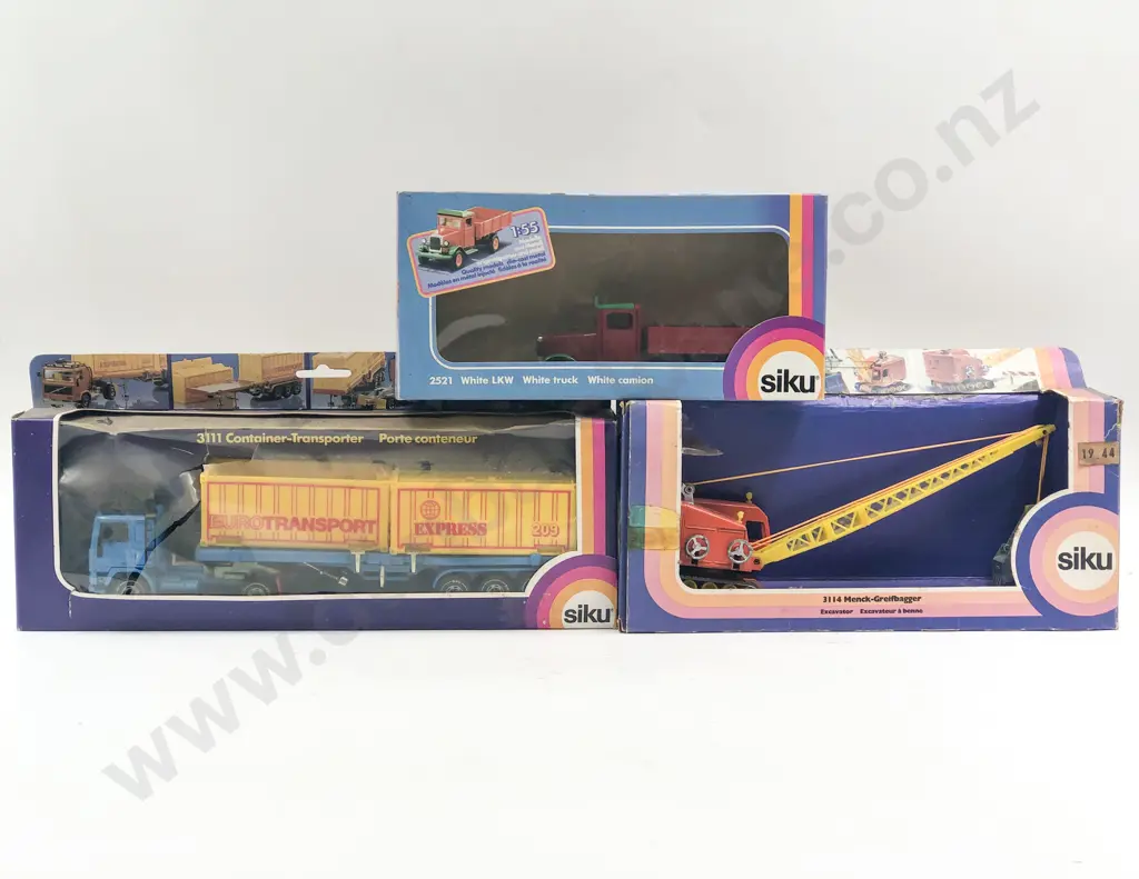 Three Various Siku Models Image 1++