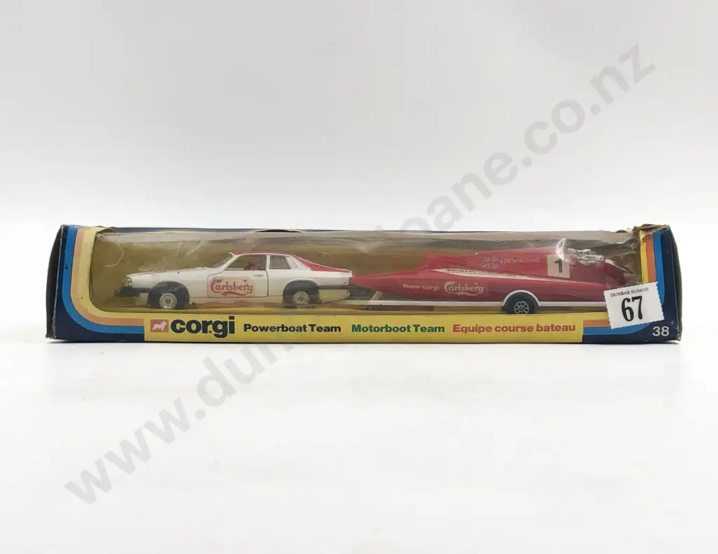 Corgi Boxed 38 Powerboat Team Carlsberg Image 1++