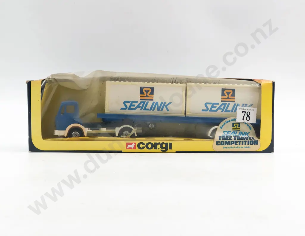 Corgi Boxed 1109 Mercedes Container Truck Image 1++