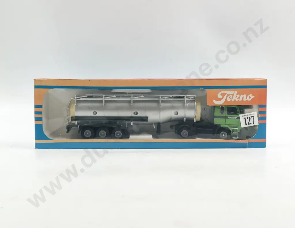 Tekno Boxed 'Hobur' Artic Tanker Image 1++