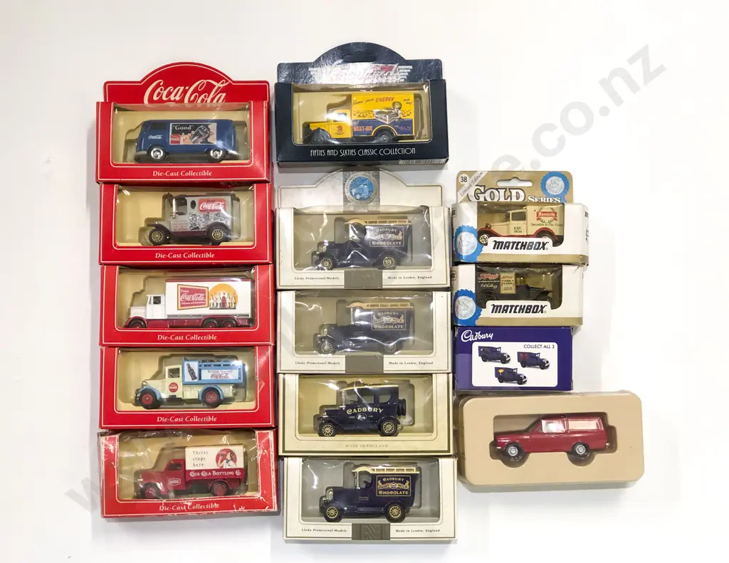 Lledo Boxed Advertising Models Cadbury and Coca-Cola with Three Matchbox (14) Image 1++