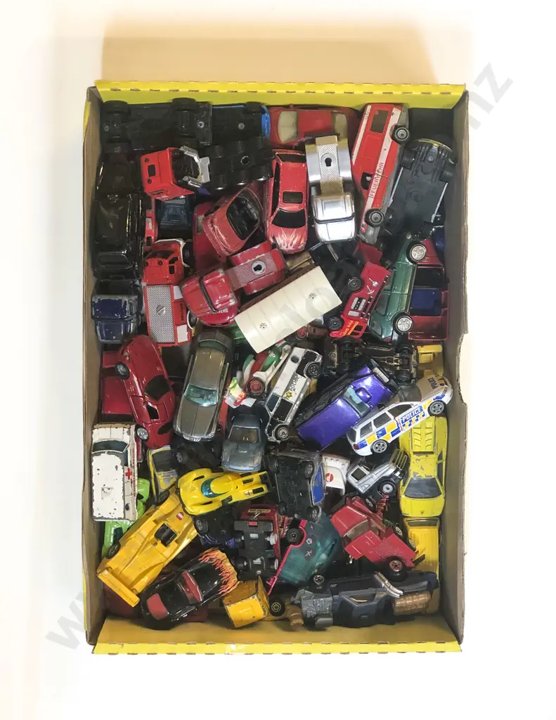 Qty Assorted Manufacture Diecast Models Image 1++
