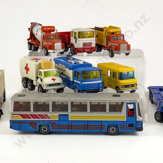 Qty Siku Unboxed Models