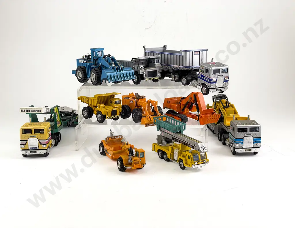 Qty Shinsei & Other Unboxed Models Image 1++