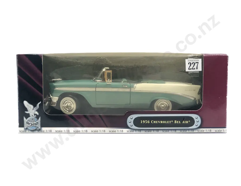 Road Signature Boxed 1:18 1956 Chevrolet Bel Air Image 1++