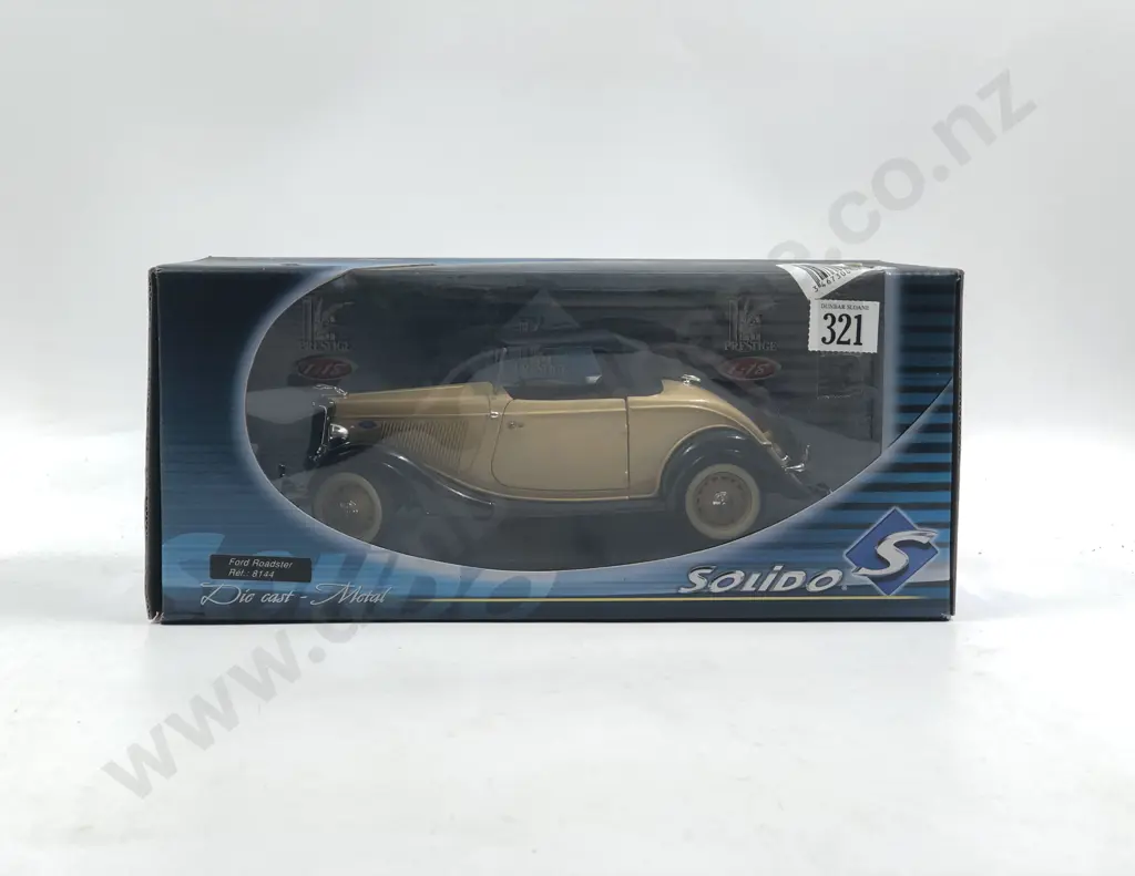 Solido Boxed 1:18 8144 Ford Roadster Image 1++