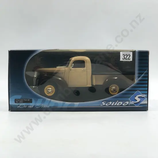 Solido Boxed 1:18 8063 Chevrolet Pick Up
