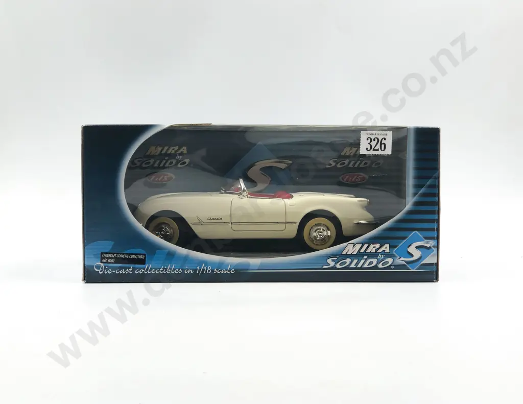 Solido Boxed 1.18 8082 Chevrolet Corvette '1953' Image 1++