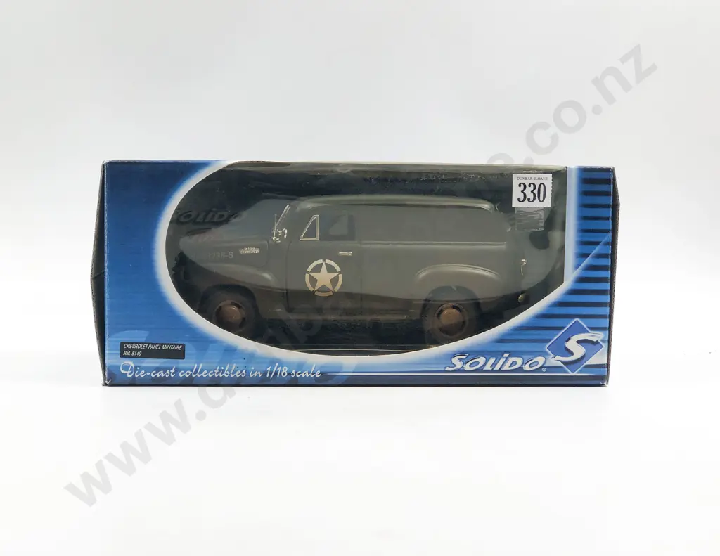 Solido Boxed 1.18 8140 Chevrolet Panel Militaire Image 1++