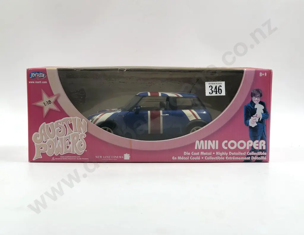 Joyride "Austin Powers" Boxed 1:18 Mini Cooper Image 1++
