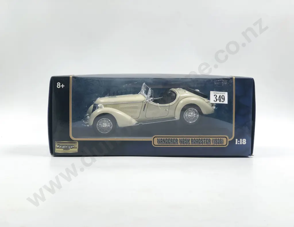 Ricko Boxed 1:18 Wanderer W25K Roadster (1936) Image 1++