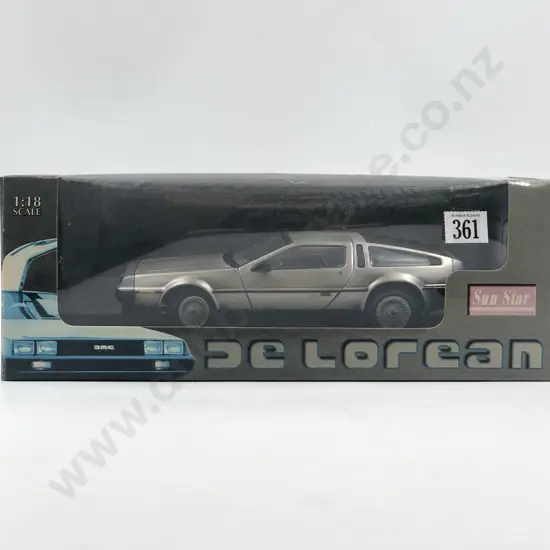 Sun Star Boxed 1:18 De Lorean