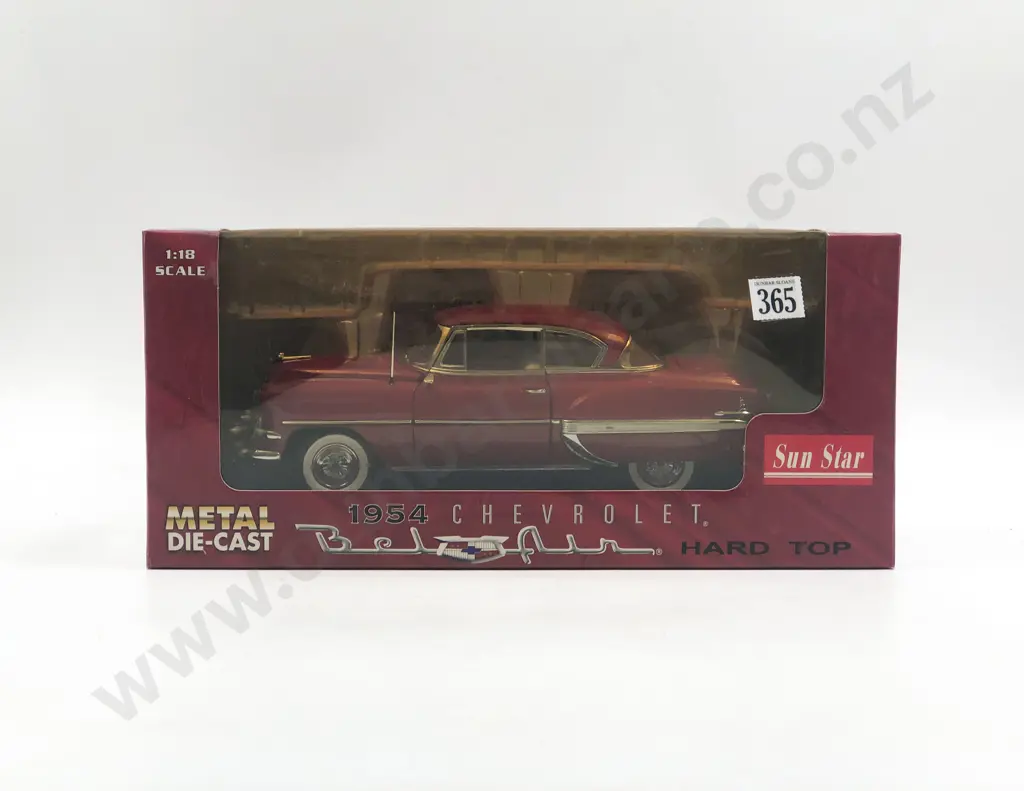 Sun Star Boxed 1:18 1954 Chevrolet Bel Air Hard Top Image 1++