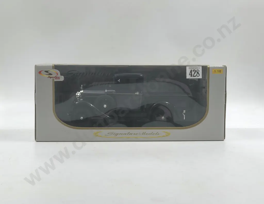 Signature Models Boxed 1:18 1931 Ford Model A Pickup Image 1++