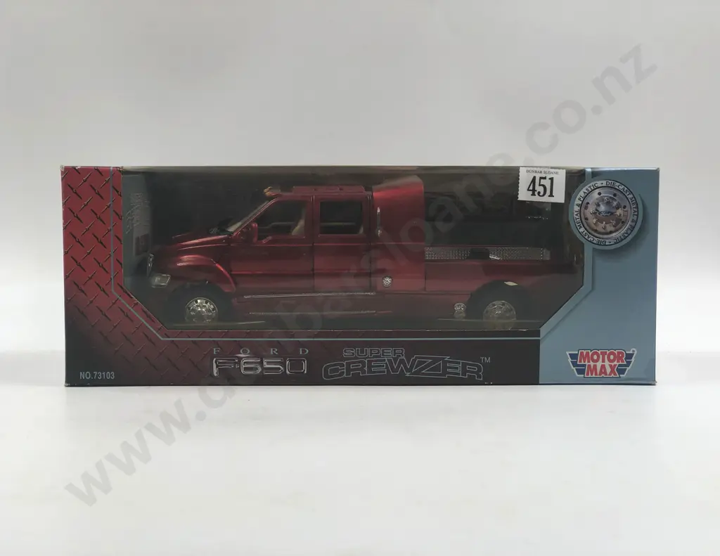 Motor Max Boxed 1:18 Ford F650 Image 1++