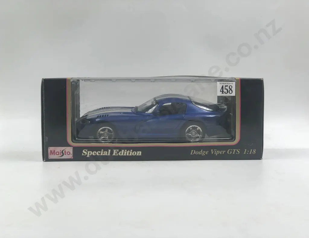 Maisto Boxed 1:18 1996 Dodge Viper GTS Image 1++